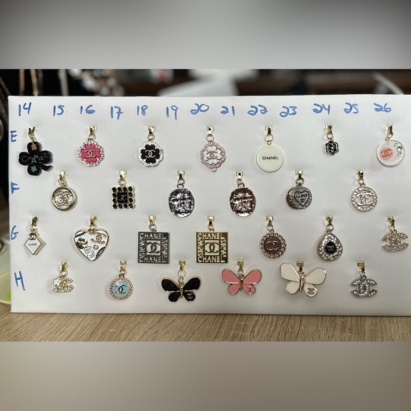 BUNDLE OF 3 PENDANTS